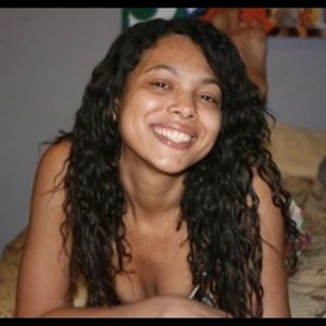 Meet your Posher, Elise